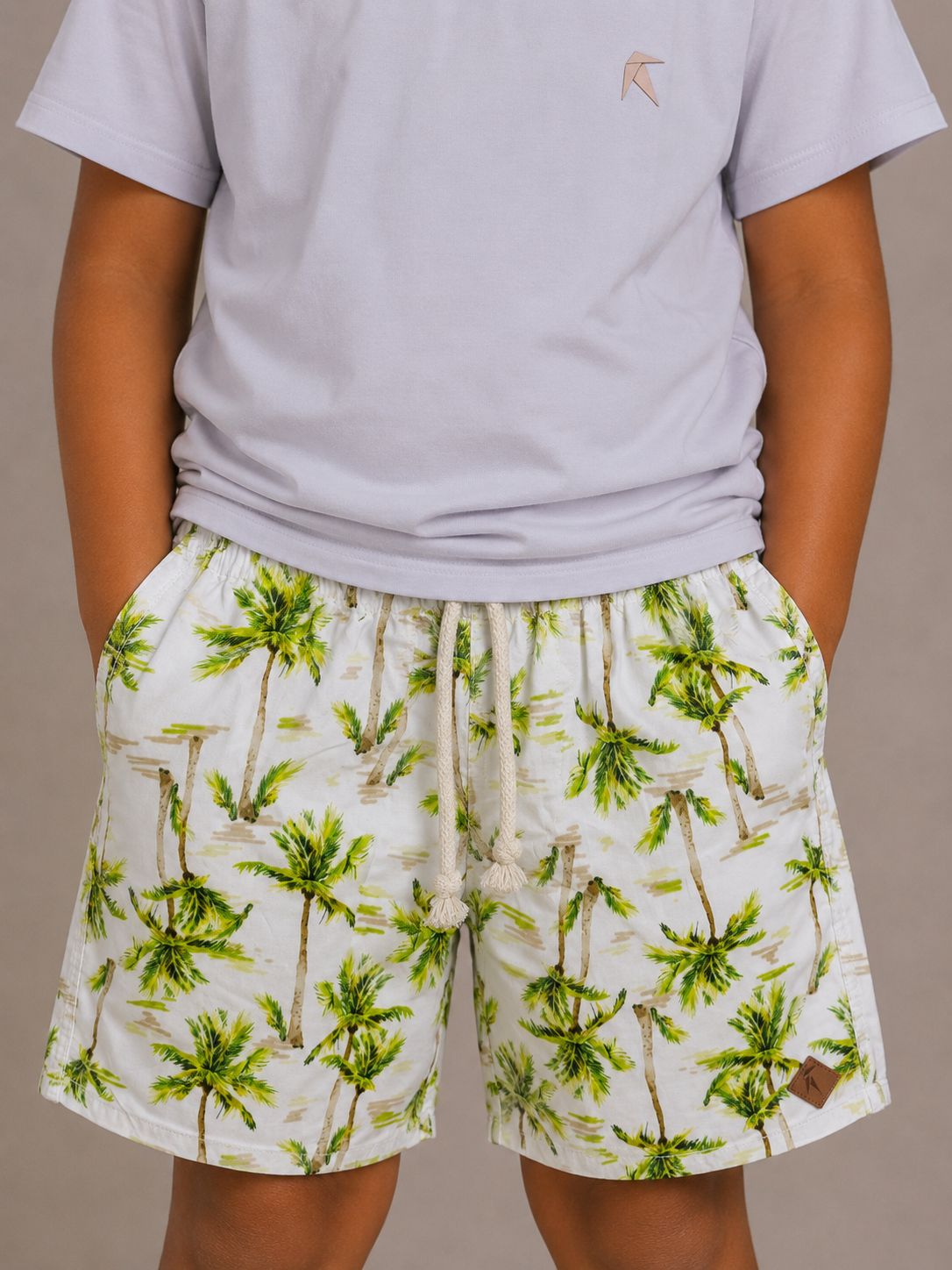 Short Tropical infantil em 8 estampas de palmeiras