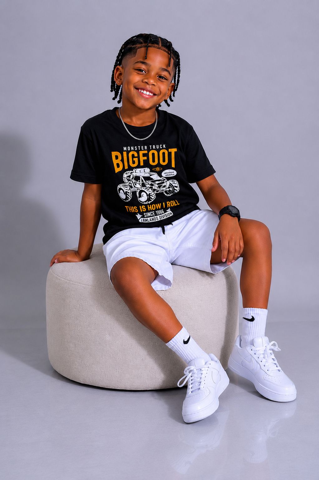 Conjunto infantil masculino Bigfoot: camiseta preta com estampa Monster Truck e bermuda branca