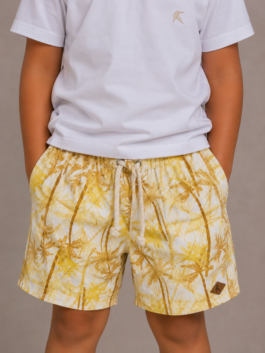 Short Tropical infantil em 8 estampas de palmeiras