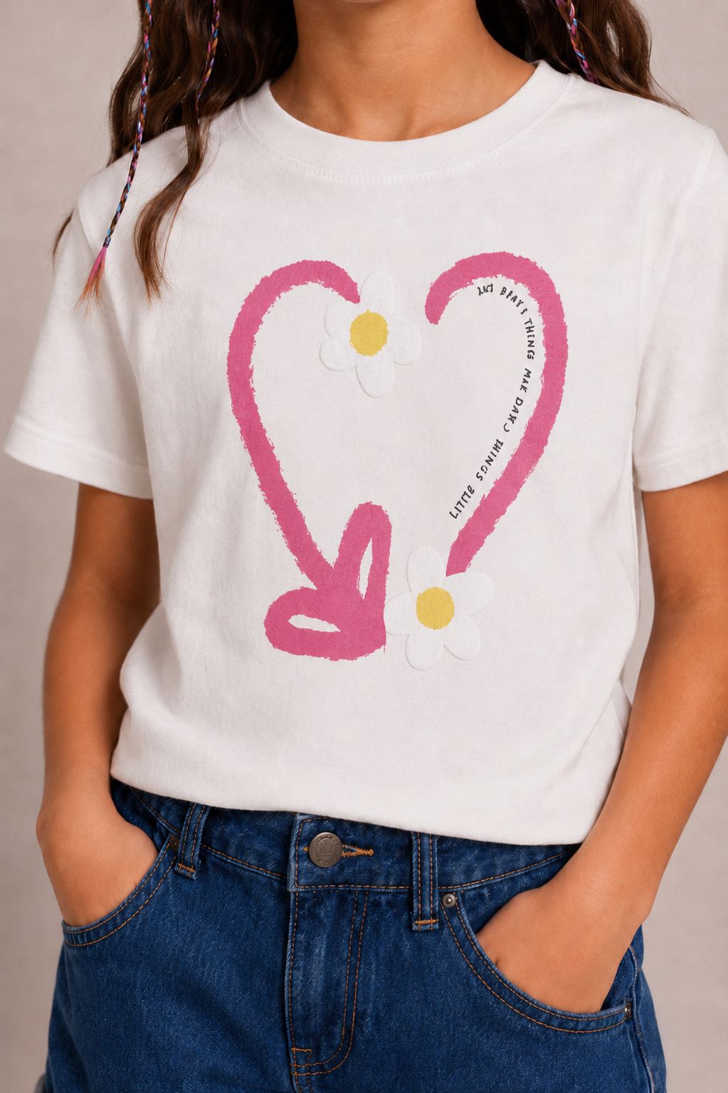 T-shirt Bella com 7 opções de estampas exclusivas