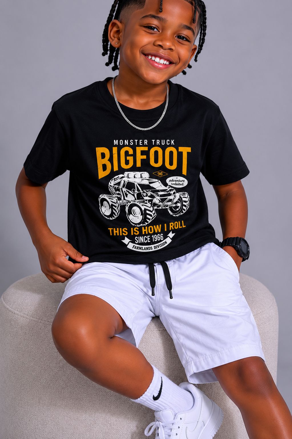 Conjunto infantil masculino Bigfoot: camiseta preta com estampa Monster Truck e bermuda branca