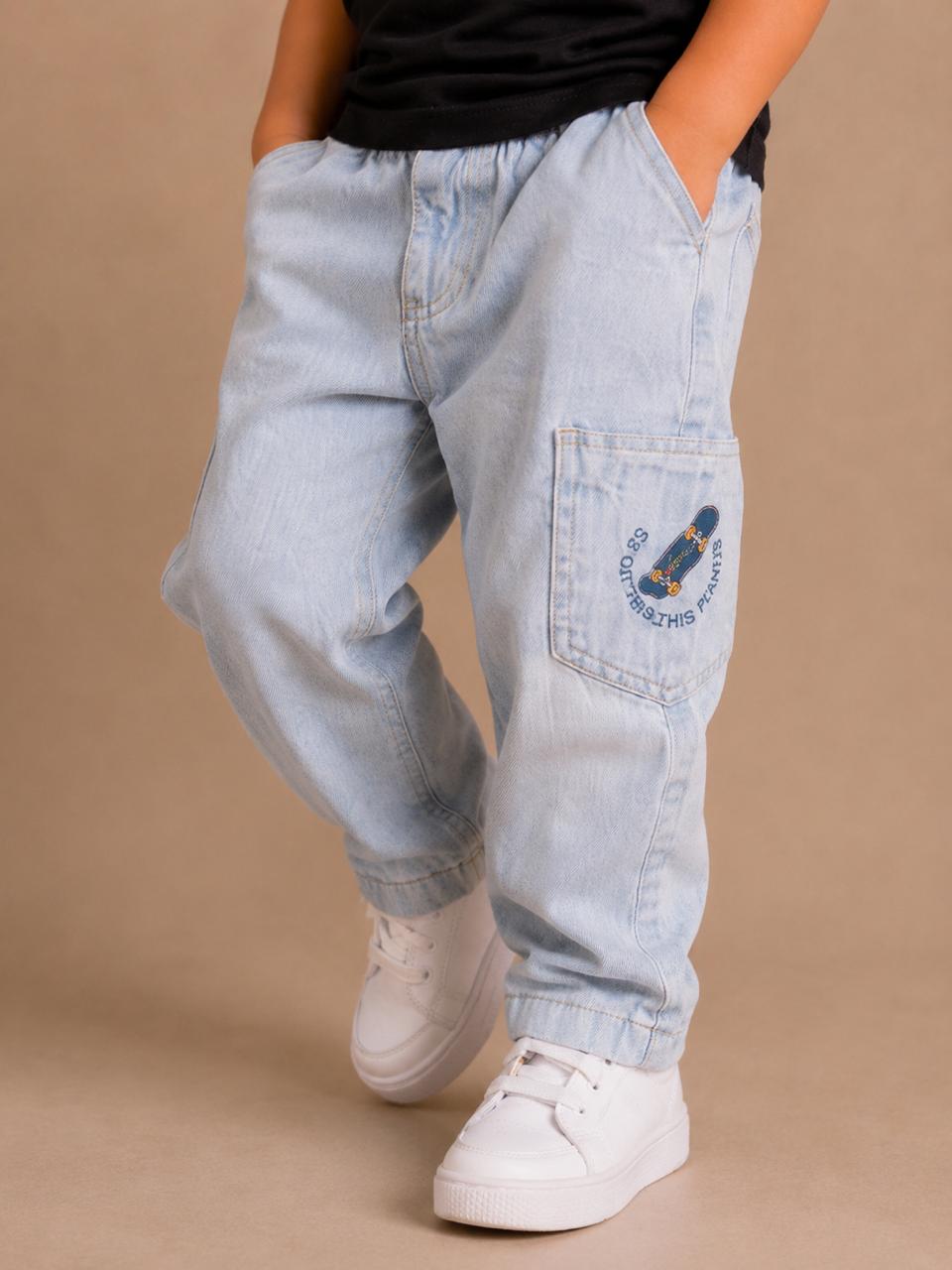 Calça Street infantil com 3 modelos exclusivos